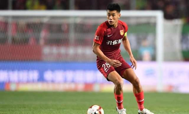 西甲半场：莱万开场闪击，费兰破门，巴萨暂2-0毕尔巴鄂（西甲半场战报：莱万闪击，费兰建功，巴萨暂2-0领先毕尔巴鄂）