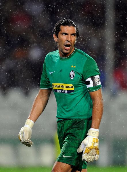 出战18场7次得分30+，波特创职业生涯单赛季场次纪录